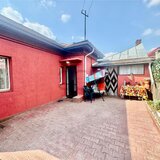 Casa individuala - singur curte